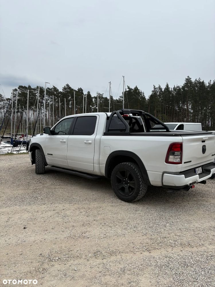 RAM 1500 - 12