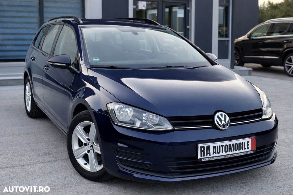 Volkswagen Golf 1.6 TDI BlueMotion Technology Cup - 1