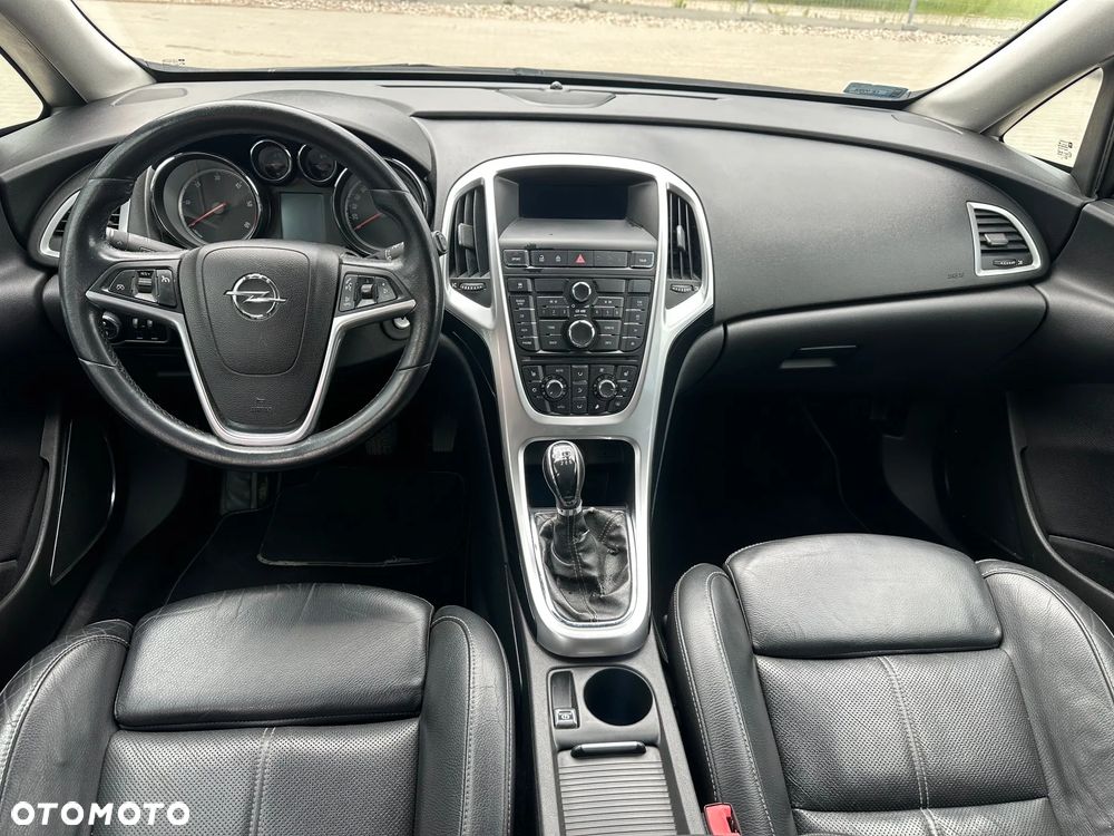 Opel Astra - 10