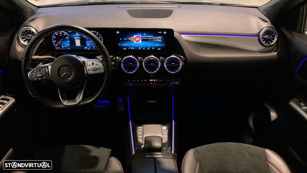 Mercedes-Benz GLA 200 7G-DCT AMG Line - 3