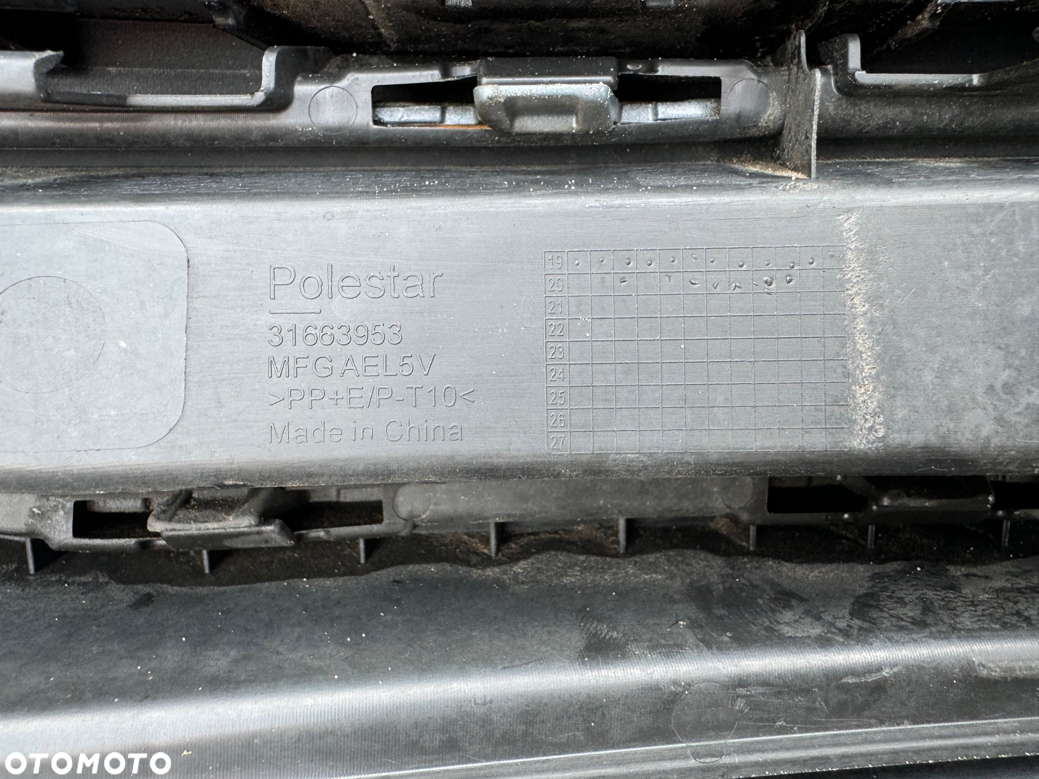 ZDERZAK PRZÓD PRZEDNI POLESTAR 2 II SPRYSKI 6PDC SPOJLER KRATKA 31690327 31663678 31663679 31663953 ORYGINAŁ - 12