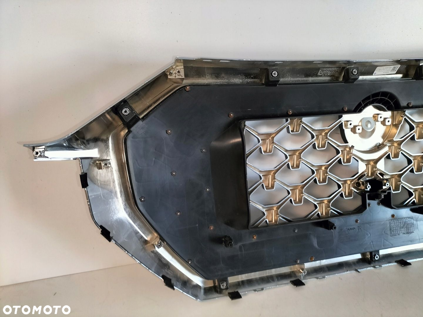 Atrapa kratka grill SSANGYONG REXTON II LIFT 20- - 10