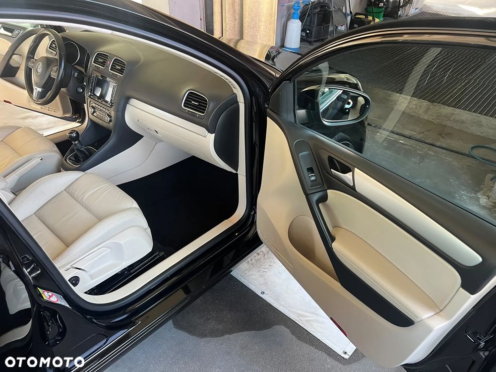 Volkswagen Golf 2.0 TDI DPF Sportline - 11