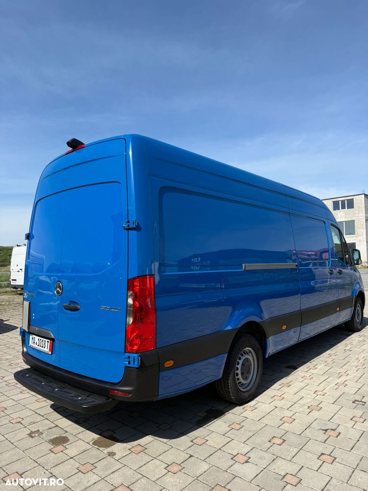 Mercedes-Benz Sprinter - 5