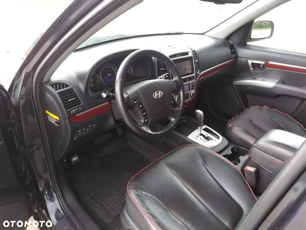 Hyundai Santa Fe - 5