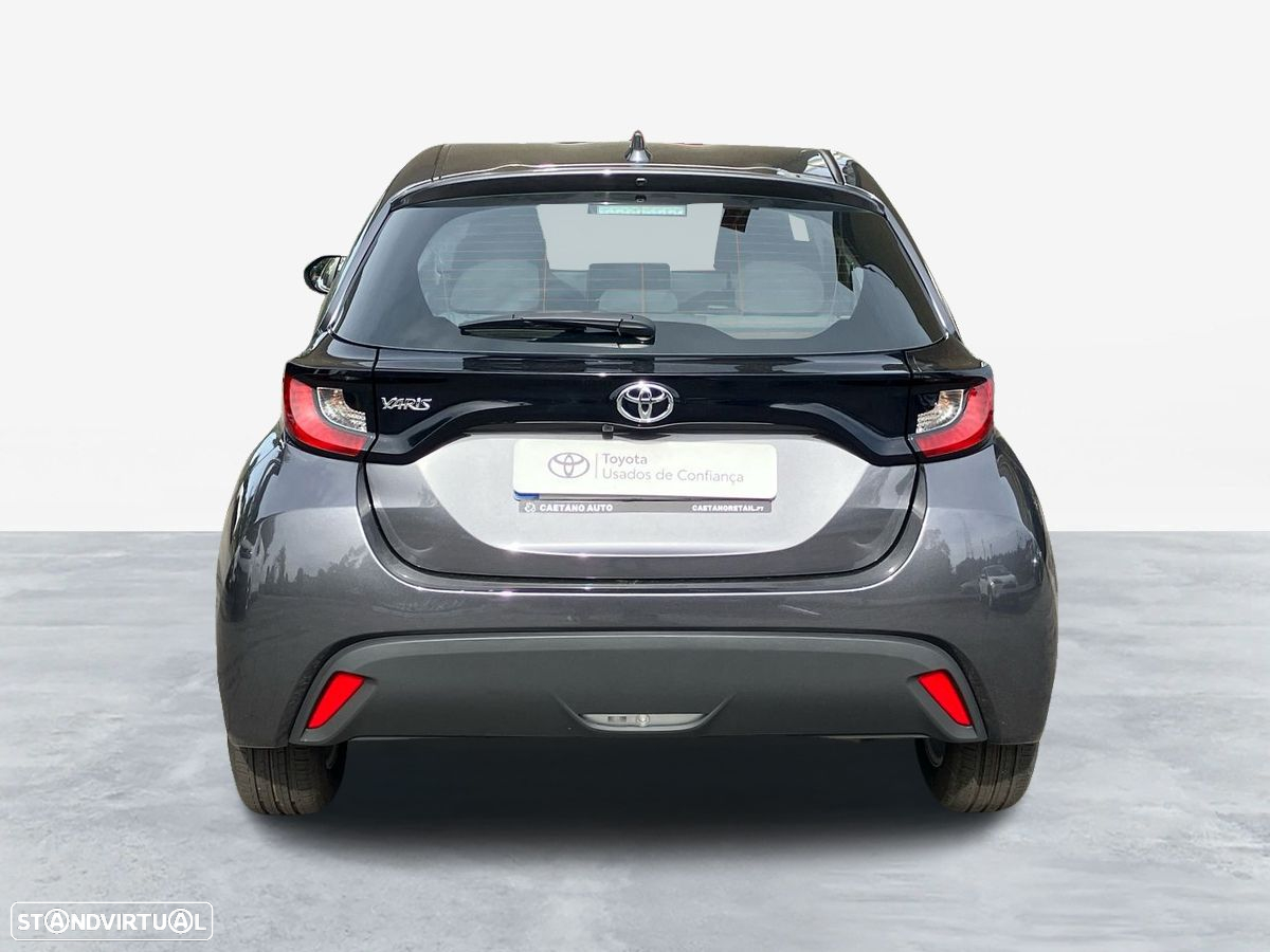 Toyota Yaris - 4