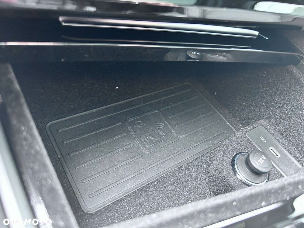 Volkswagen Touareg - 29