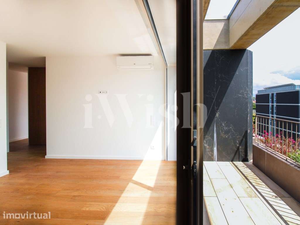 Cobertura T4 de Luxo com Ampla Varanda em Matosinhos - Grande imagem: 5/58