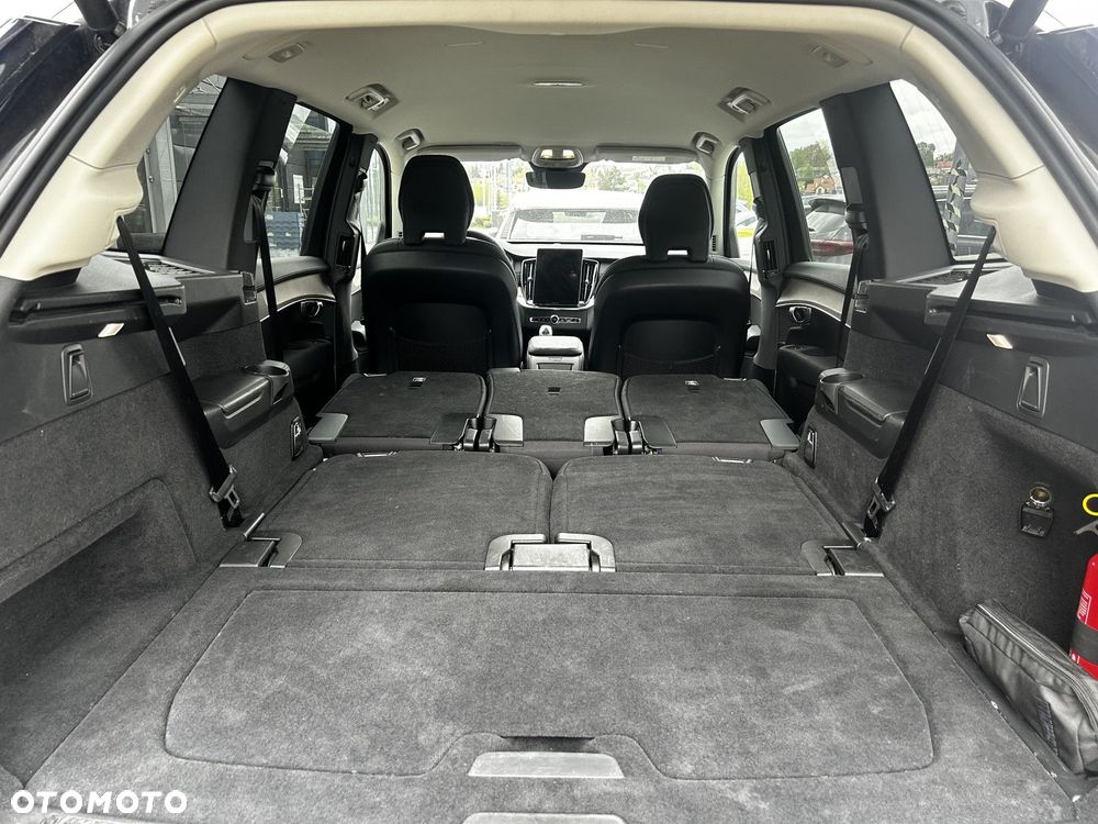 Volvo XC 90 - 18