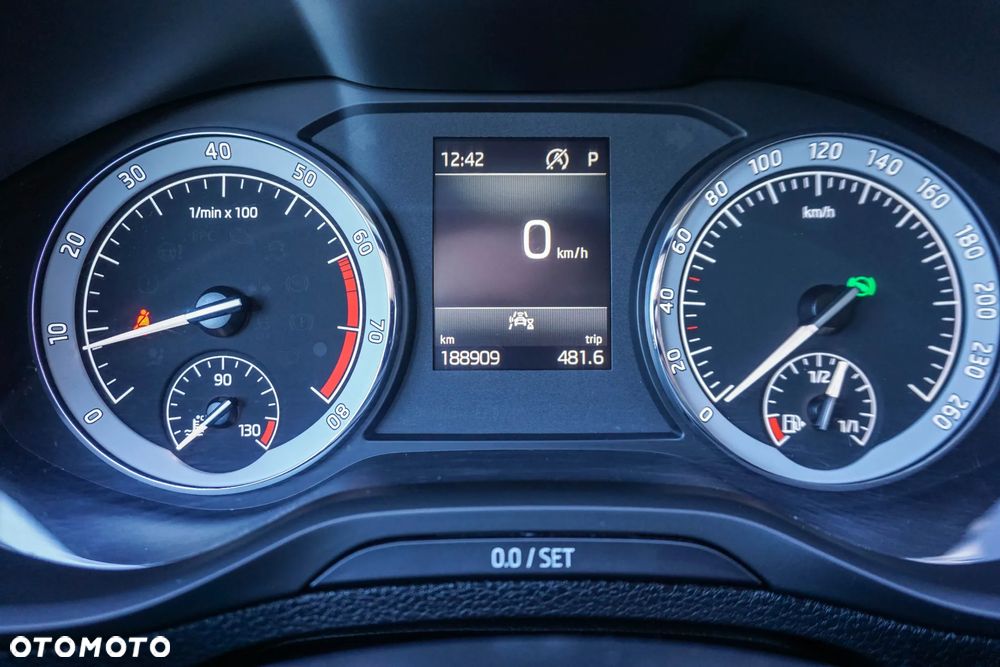 Skoda Karoq 1.5 TSI ACT Ambition DSG - 14