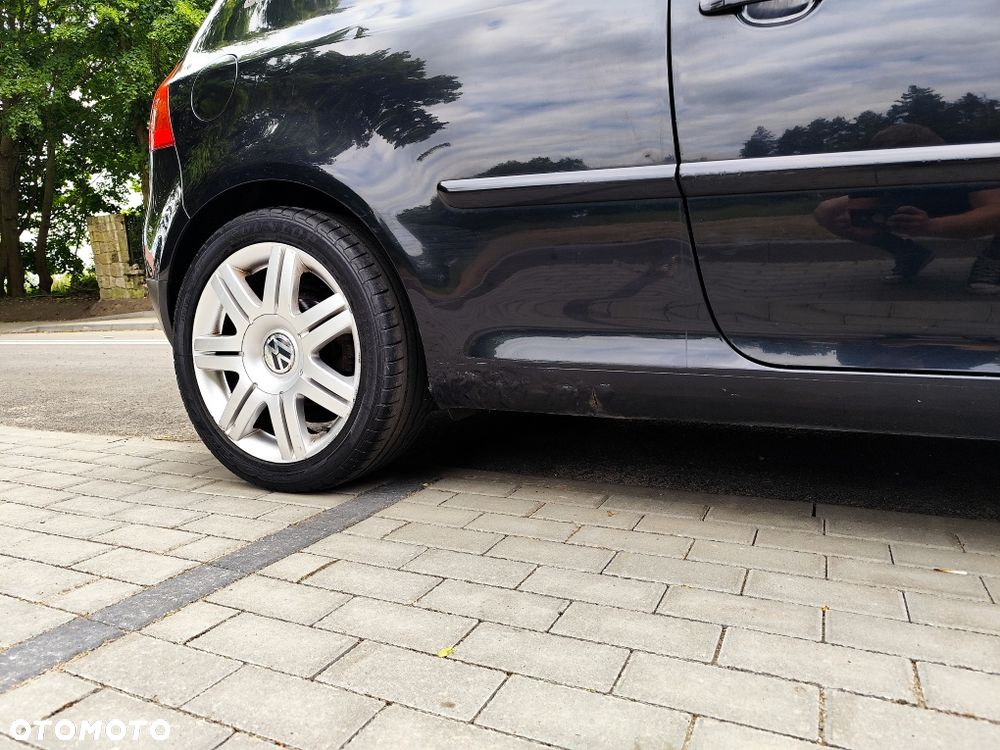 Volkswagen Golf - 5