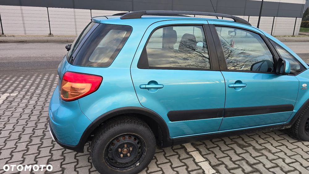 Suzuki SX4 1.9 DDiS DPF 4x4 Comfort - 5