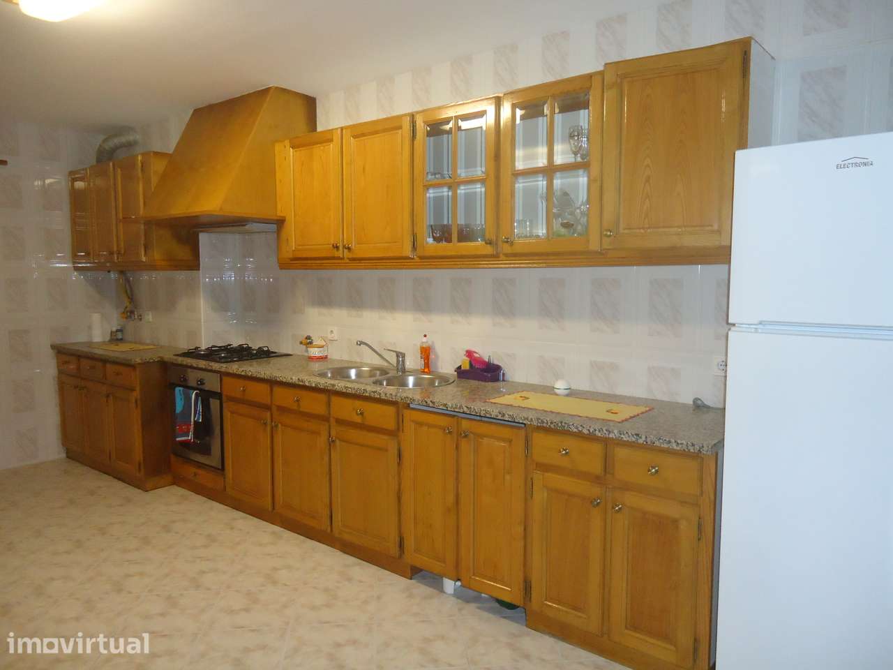Apartamento T2 com grandes áreas, próximo do Picôto - Mozelos - Grande imagem: 5/14