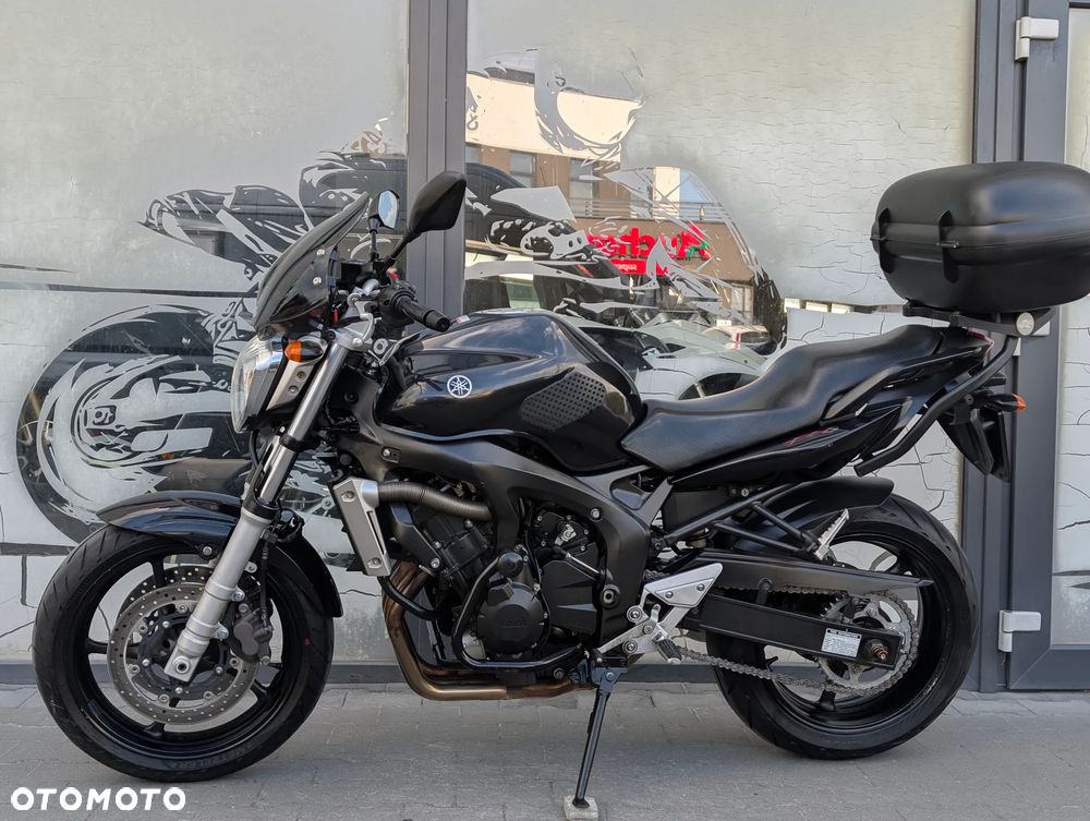 Yamaha FZ6 - 3