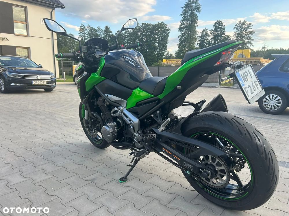 Kawasaki Z 900 - 12