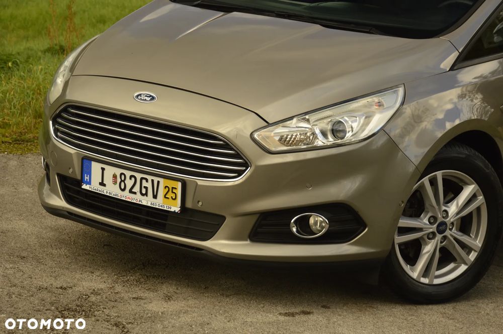 Ford S-Max 2.0 TDCi 4WD Titanium - 4