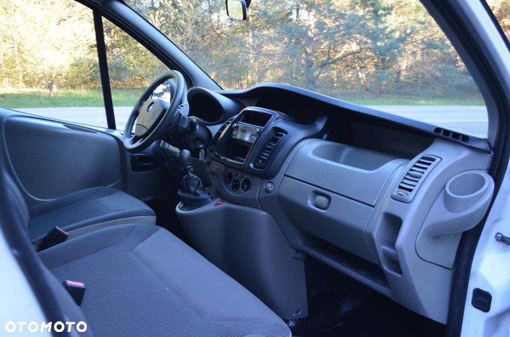 Opel Vivaro - 28