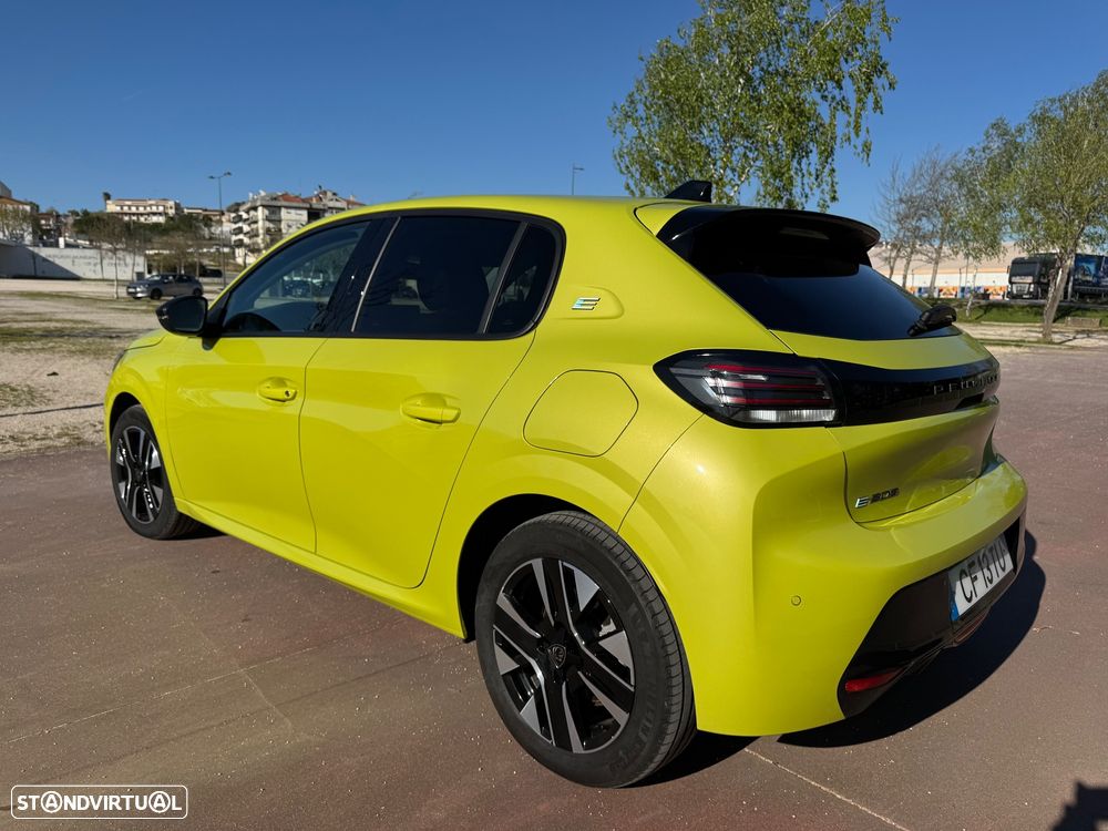 Peugeot e-208 50 kWh Allure - 5