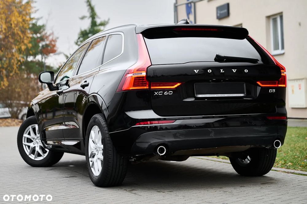Volvo XC 60 D3 Momentum Pro - 10