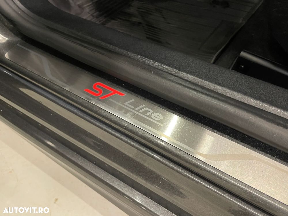 Ford Focus 2.0 EcoBlue ST-Line - 18