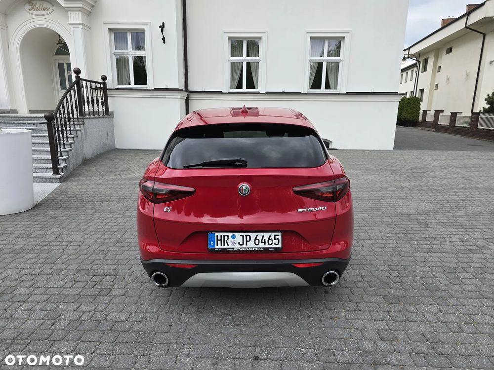 Alfa Romeo Stelvio 2.2 16V AT8 Q4 Lusso - 11