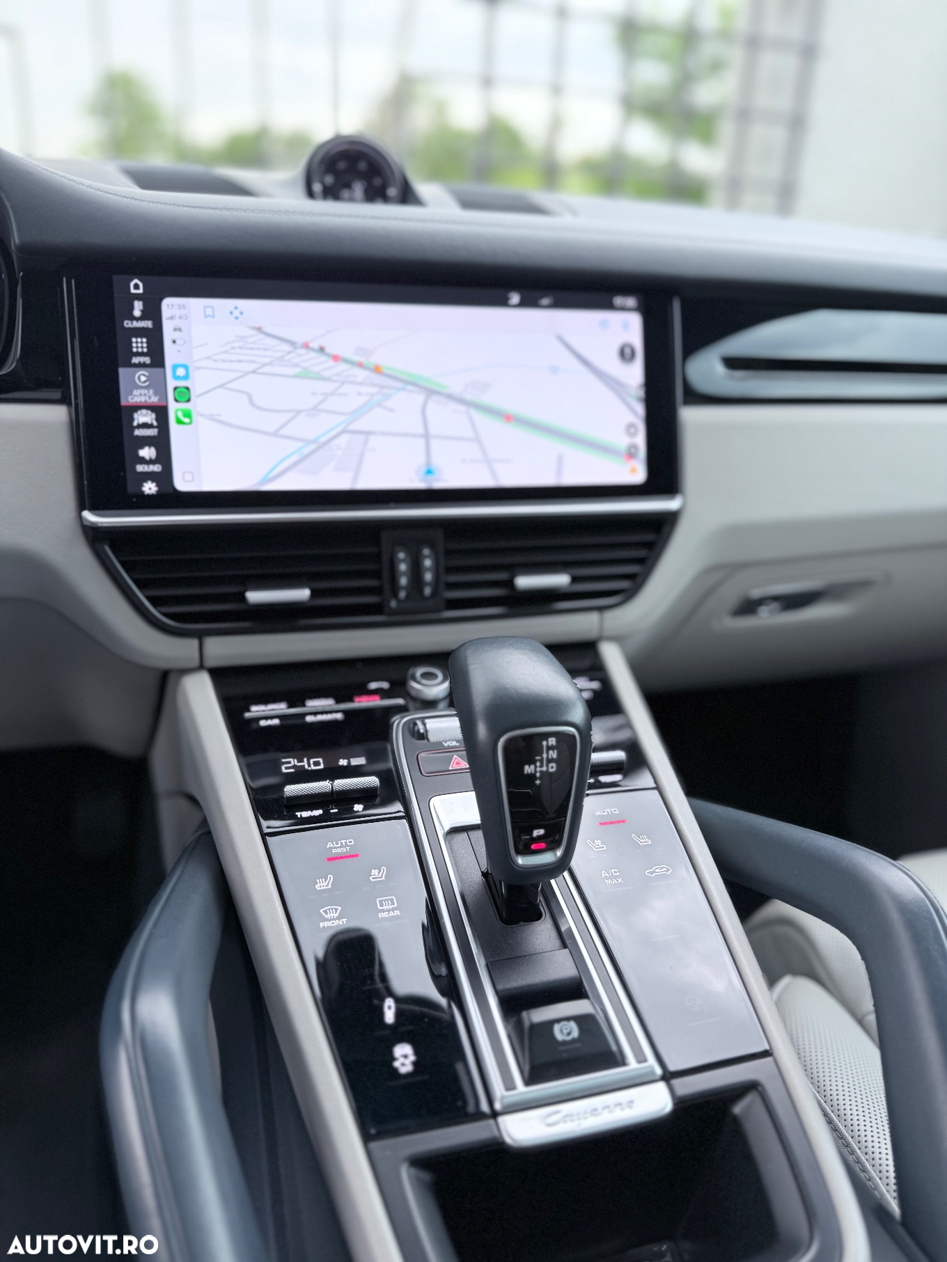 Porsche Cayenne Standard - 33