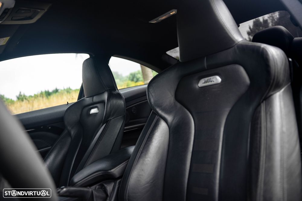 BMW M4 Auto - 11