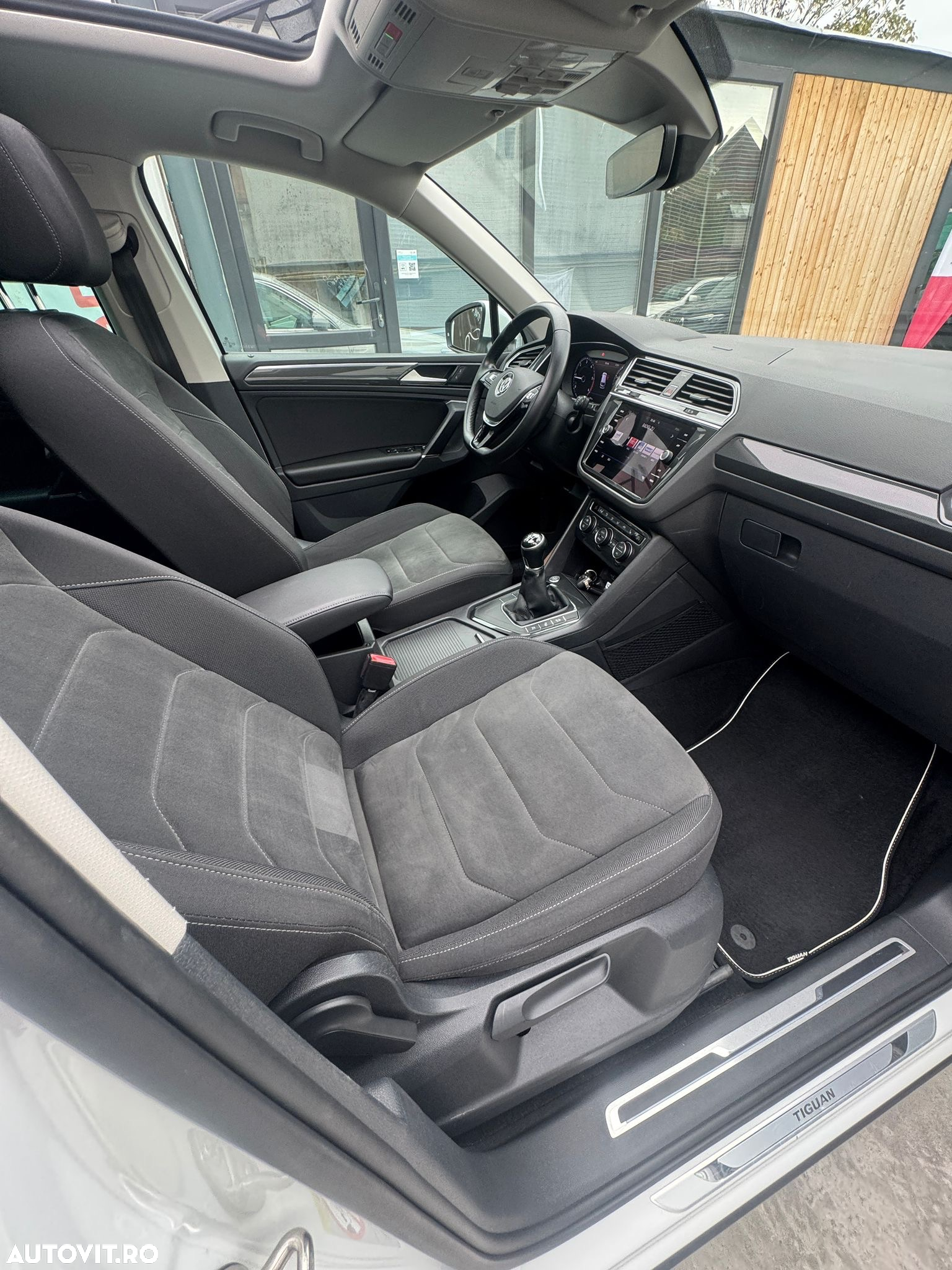 Volkswagen Tiguan - 6