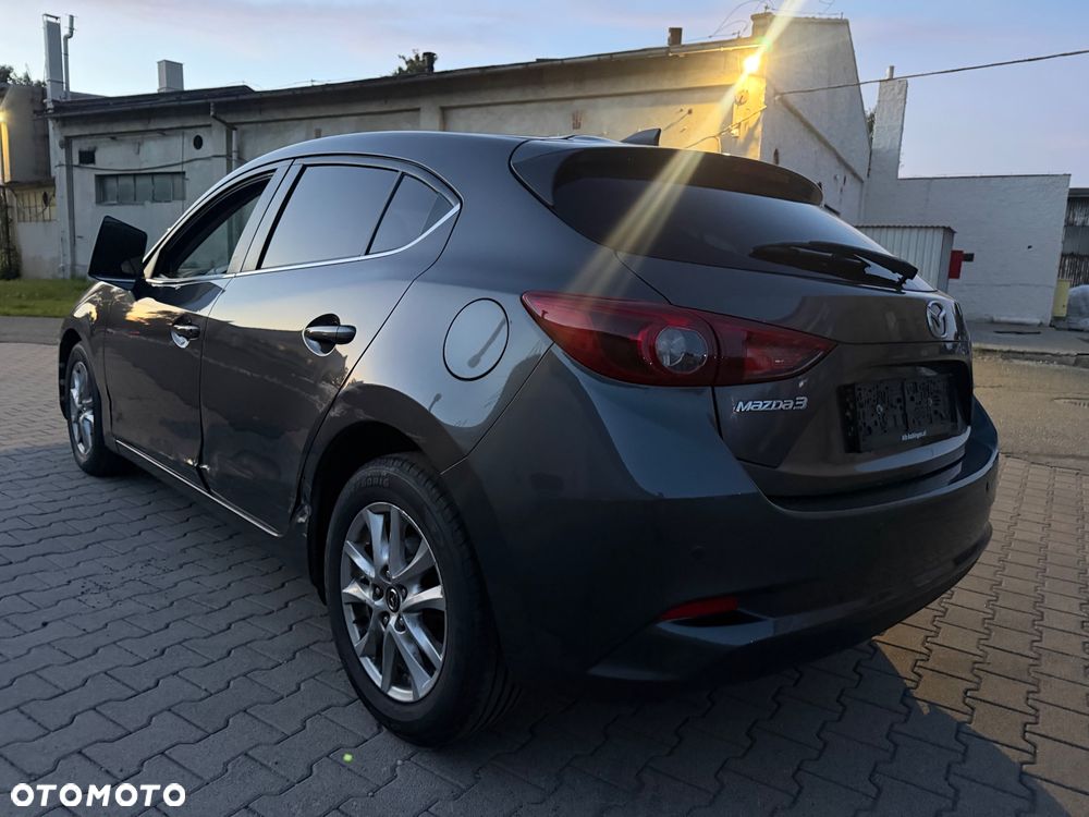 Mazda 3 - 5