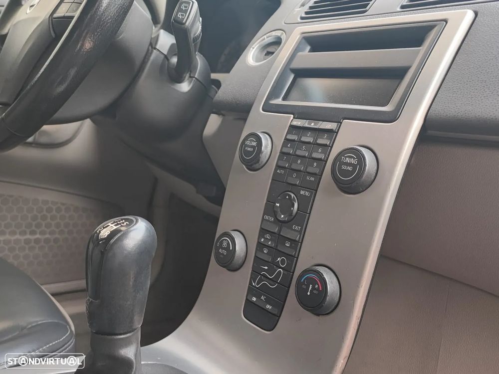 Volvo V50 1.6D Momentum - 17