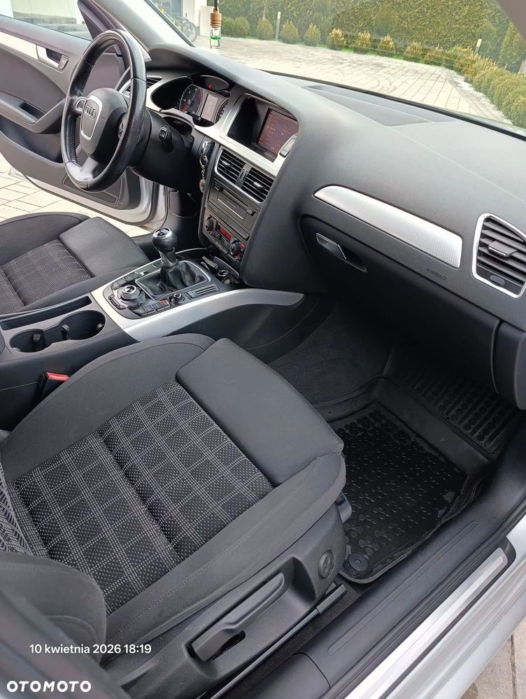 Audi A4 Avant 2.0 TDI - 8