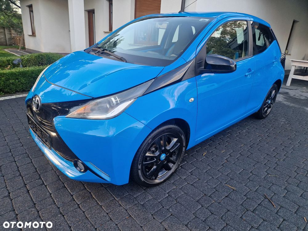 Toyota Aygo x-cite - 1