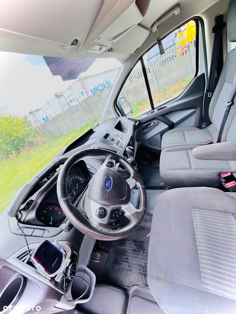 Ford Transit Custom - 8