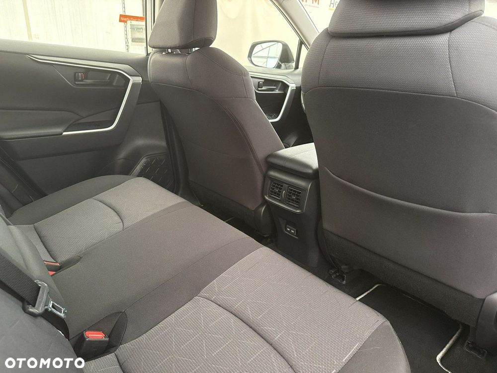 Toyota RAV4 - 24