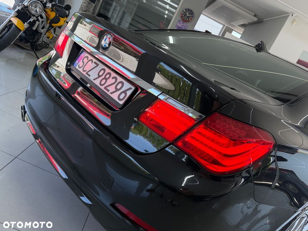 BMW Seria 7 730d - 23