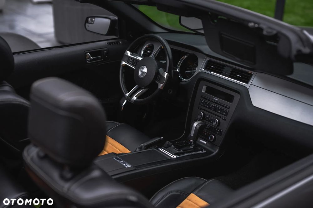 Ford Mustang 3.7 V6 Premium - 22