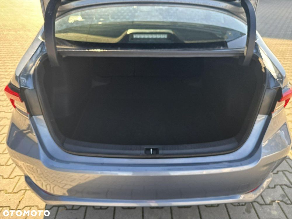 Toyota Corolla 1.5 Comfort MS - 16