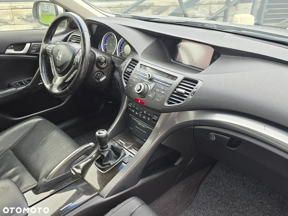 Honda Accord 2.0 Elegance Advantage - 17