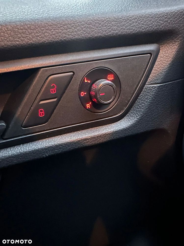 Volkswagen Caddy Maxi - 18