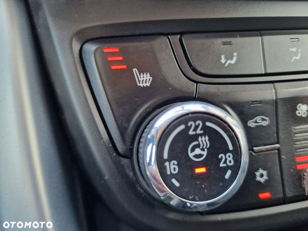 Opel Zafira Tourer 1.4 Turbo drive - 29