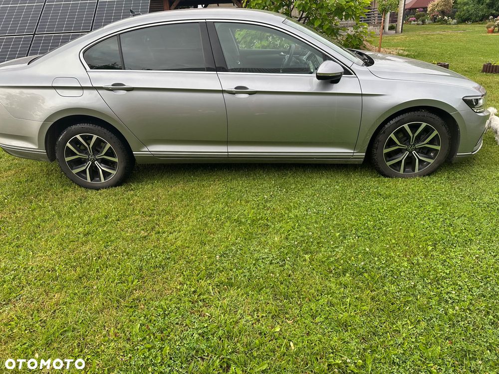 Volkswagen Passat 2.0 TDI EVO Business DSG - 3