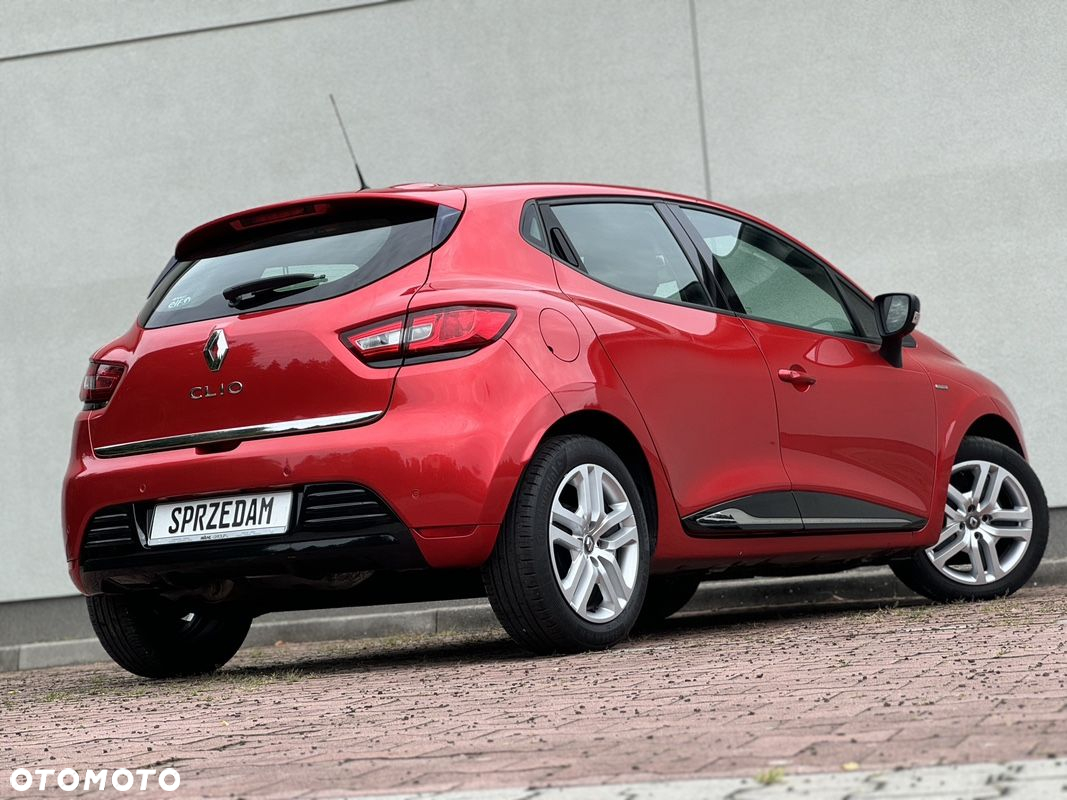 Renault Clio 1.2 16V 75 LIMITED - 4