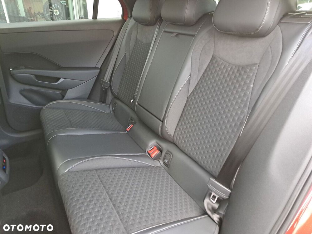 Volkswagen T-Roc 1.5 eTSI R-Line DSG - 17