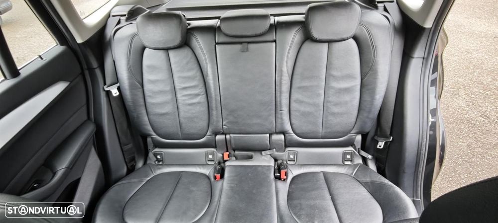 BMW X1 18 d sDrive Auto Advantage - 21