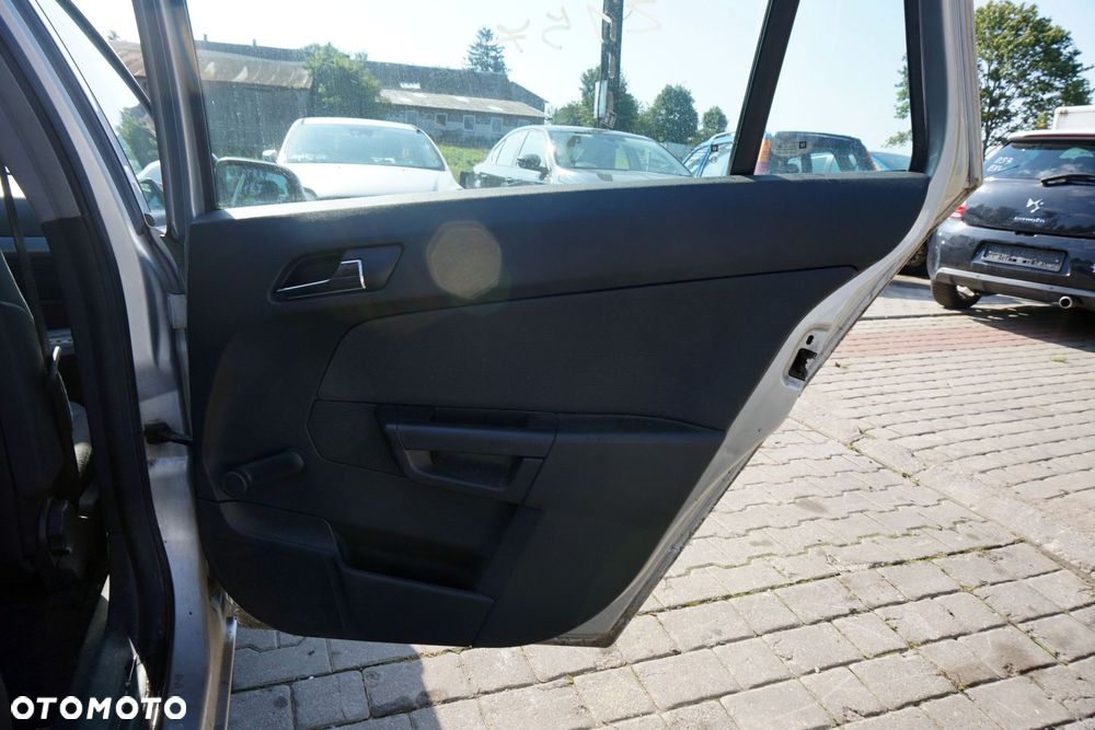 DRZWI TYLNE PRAWE ASTRA III H KOMBI Z157  SREBRNY OPEL 2004-2006 - 10
