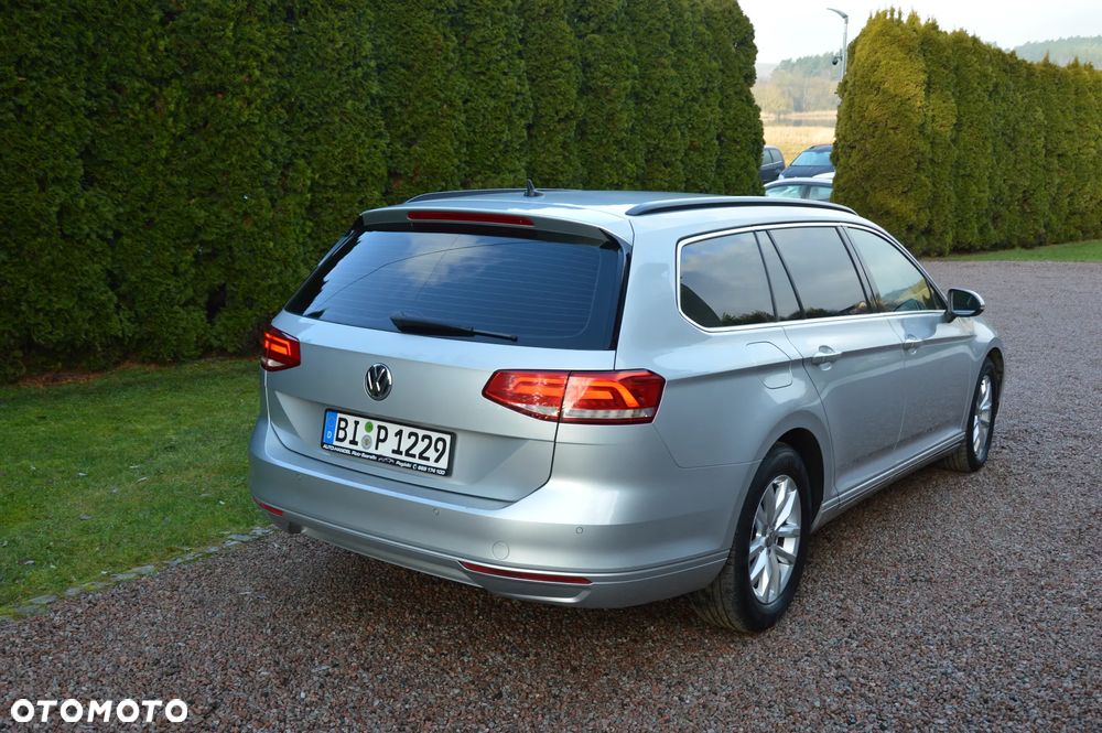 Volkswagen Passat Variant - 5