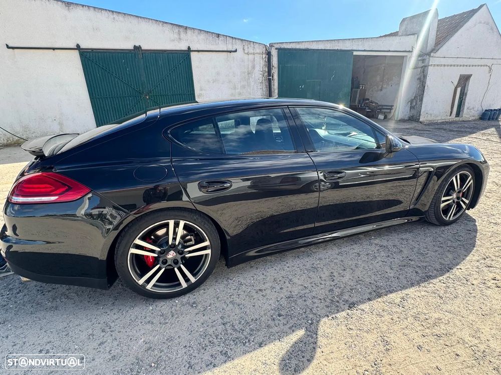 Porsche Panamera 3.0 V6 - 1
