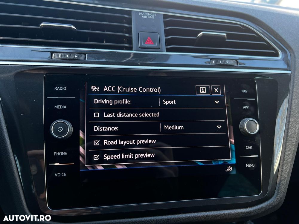 Volkswagen Tiguan - 25