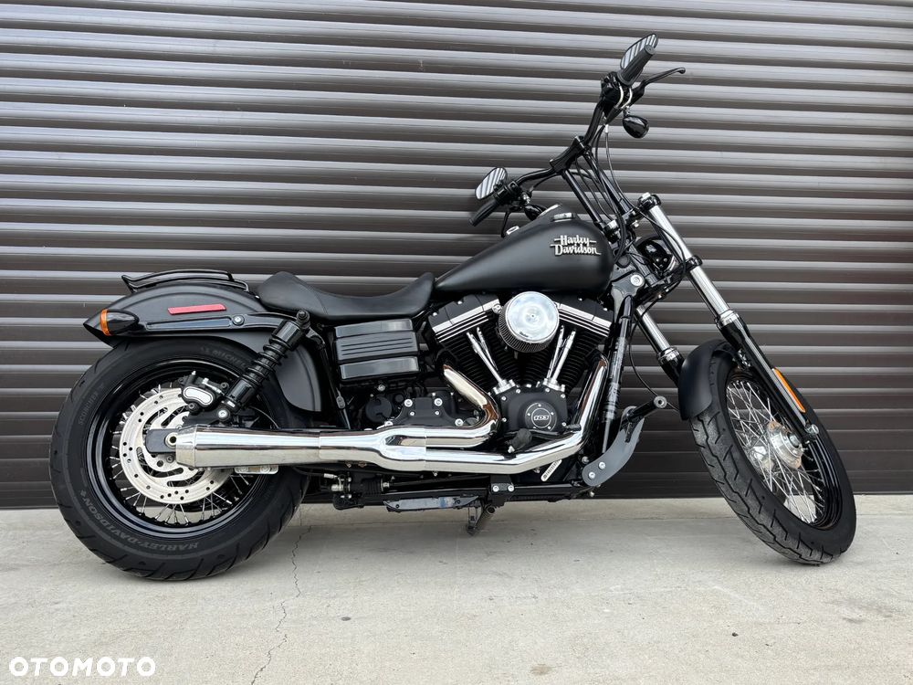 Harley-Davidson Dyna Street Bob - 14