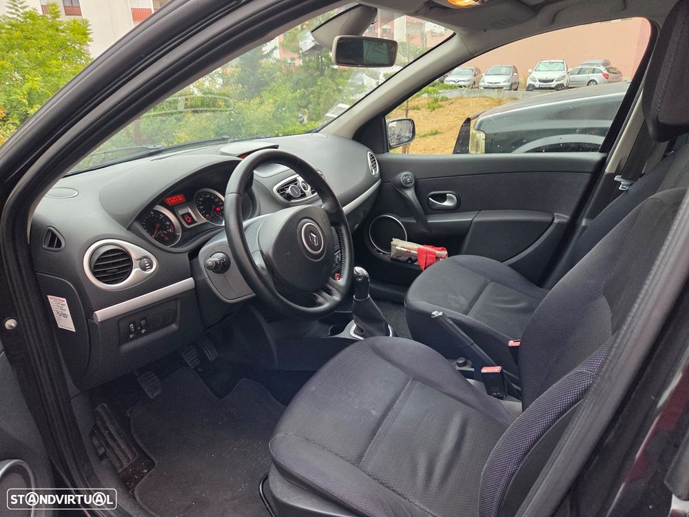 Renault Clio 1.2 16V Dynamique S - 6